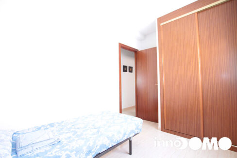 ID00412P_calle_avenida_de_los_Planetas_00_01_parla